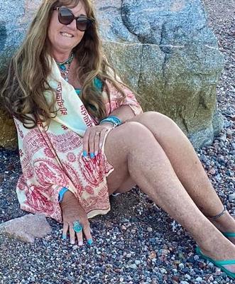 Pretty Mature Lady at the Beach    N/N