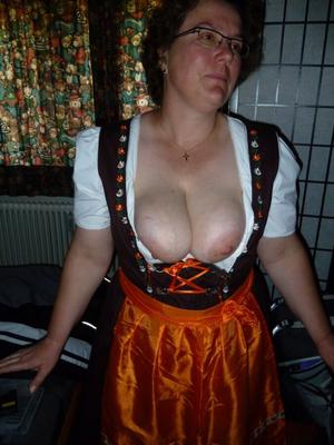 Mollige Milf como Fremdschwanz