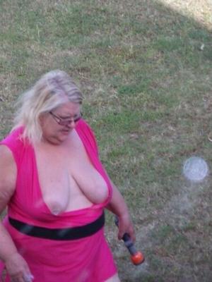 Merveilleuse blonde BBW mature.