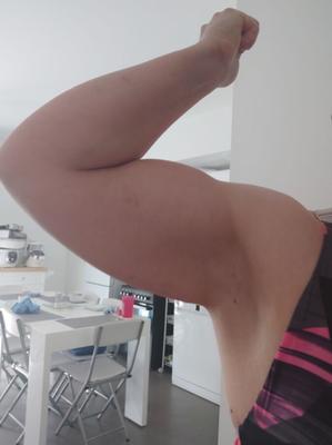 Delphine (deesse_delphine) – neue MILF-Bodybuilderin!