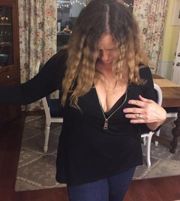 Pretty MILF Has The Perfect Hairy Asshole