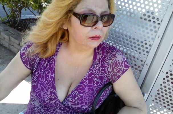 Beautiful MILF Debra: Bus Stop Cleavage