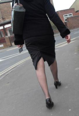 candid mature in tights