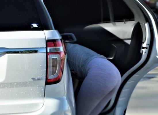 Milf In Tight Leggings Washing Car (Bend Over, VPL, Camel Toe)