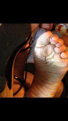 wife feet