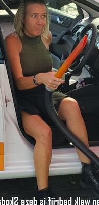 Dutch Milf