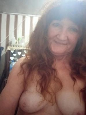 Redhead and mature amateur