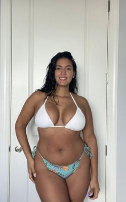 Grande taille sexy (Michelle)