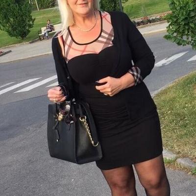 Gilf Gros Seins Blonde Les Débuts De La Salope