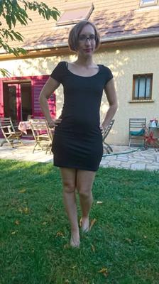 Horny tiny MILF Ella from southern France