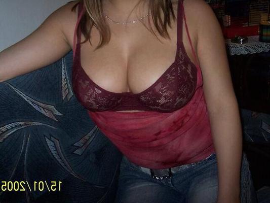 Novia tetona...¡y MILF!