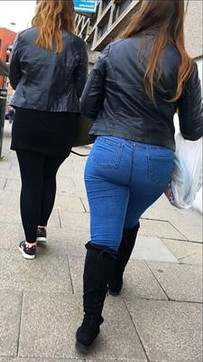 Plump Ass Milf Walking