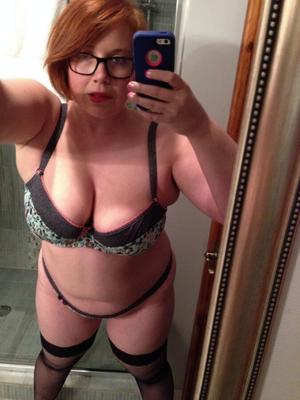 Voluptuous BBW Milf Selfie