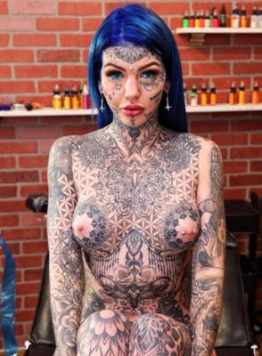 Fille tatouée