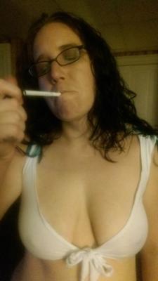 Smoking Amateur Schoolgirl Milf