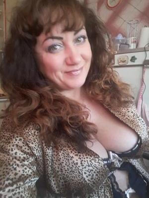 Mature Ukrainian Svetlana from Kharkiv