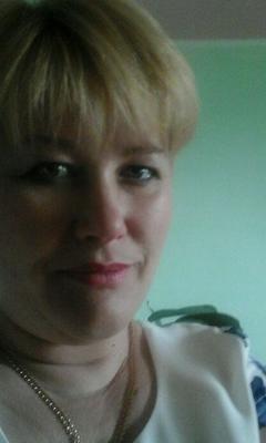 Mature blonde Ola from Tarnopol in Ukraine