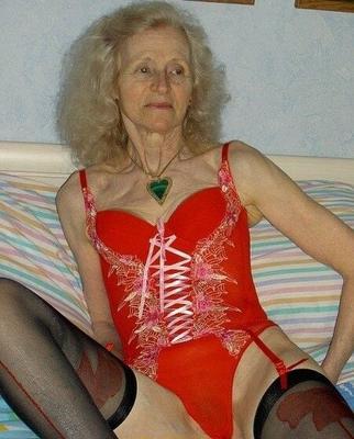 Sexy older granny skinny small tits hairy cunt