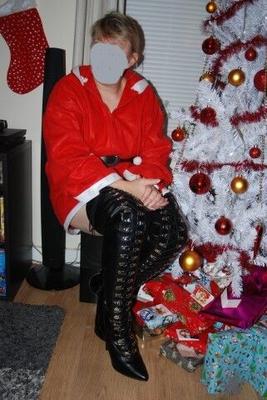 Weihnachtsstiefel und Handschuhe