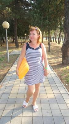 Svetlana - pretty natural redhead milf