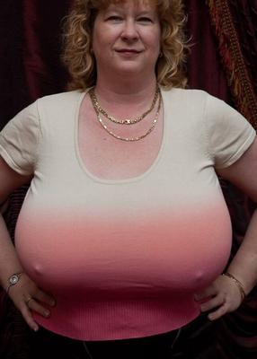 ShirtStretchers - Mature Braless Boobs