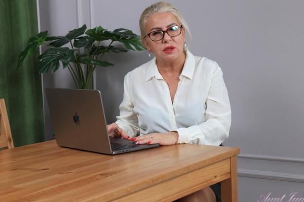 AuntJudys Lori Unwinds at the Office By Masturbating in Stocking