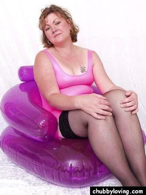 MILF y su silla inflable