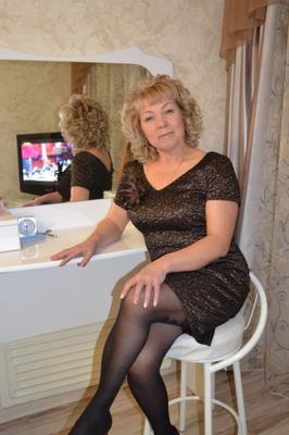 NN mature Ekaterina from Ocher in Russia