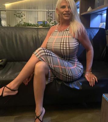 Romanian Milf Natalia ....NO LIMITS COMMENTS