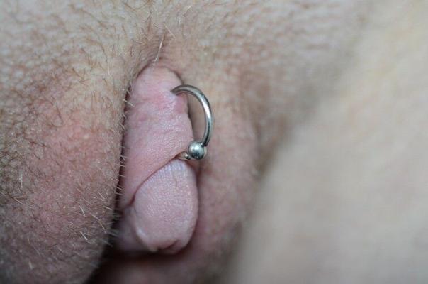 piercing en el coño