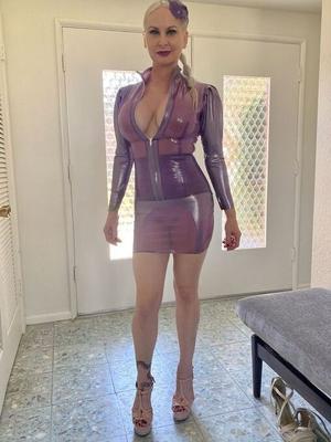 Nice and Sexy Lady&#;s  dressed in Leather/Latex /Lack