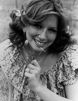 LENA ZAVARONI