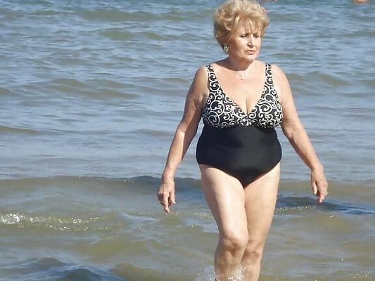 Gilfs sexy en maillot de bain