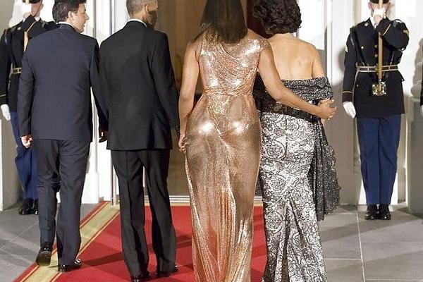 Michelle Obama La Presidente Black affamer de Bites Blanches