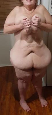 Bbw wife in kitchen again