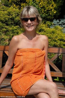 Mature MILF Sweet Sherry - Naked and Barefoot Outdoors