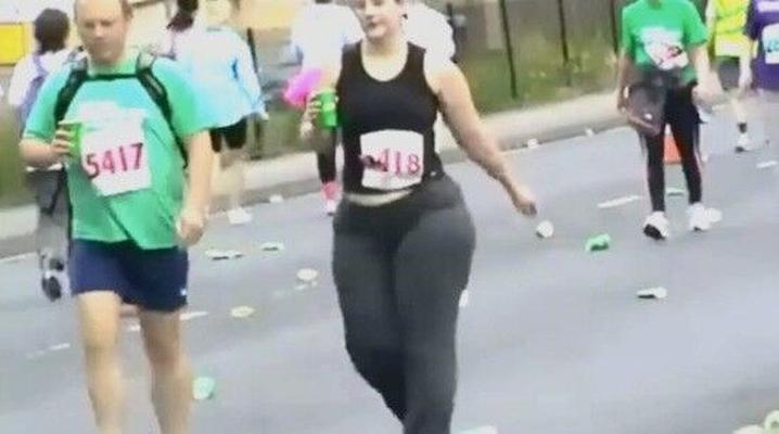 Offener, dicker, reifer PAWG-Spandex-Marathonläufer