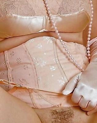 Sous-vêtements mélangés aléatoirement pour mamies, matures, BBW...