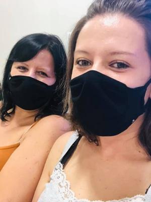 MILF e hija para que te corras en la cara