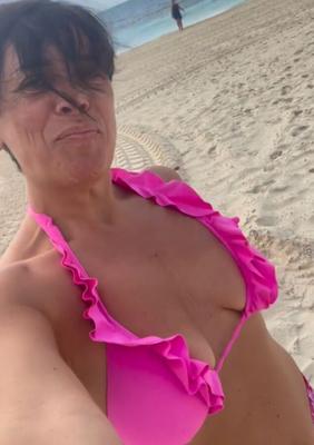 Valentina Italian bikini Milf