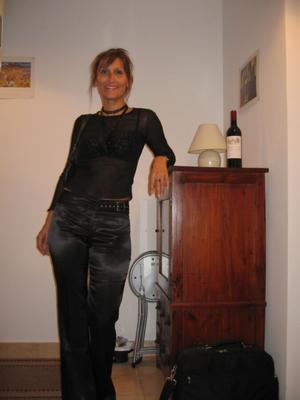 France - experienced old whore Isabelle