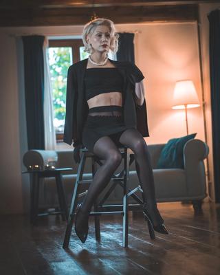 Luna porte des collants