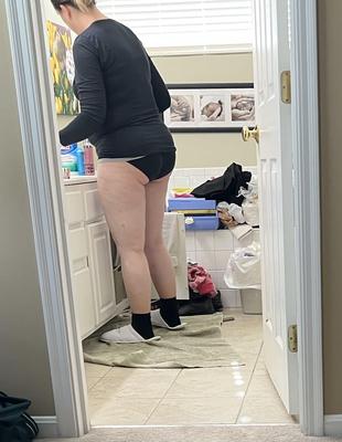 Fat Fuckpig Carrie Lynn Getting Ready for Another Trick 